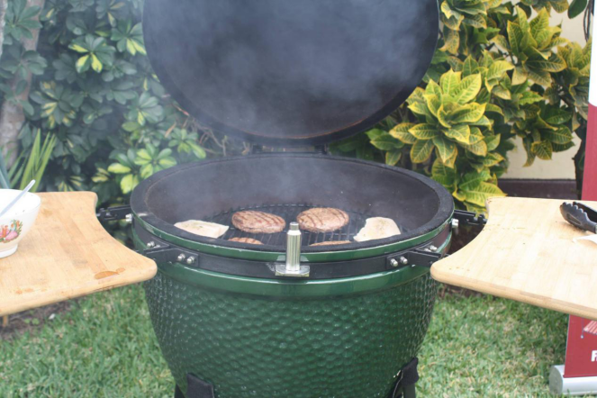 14 Inch Mini Ceramic Kamado Smoker Grills